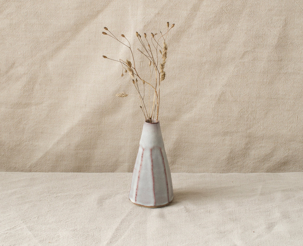 Mountain Faceted Vase Y5